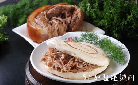 西少爺肉夾饃加盟費不高但是加盟店的成功率很高店店火爆